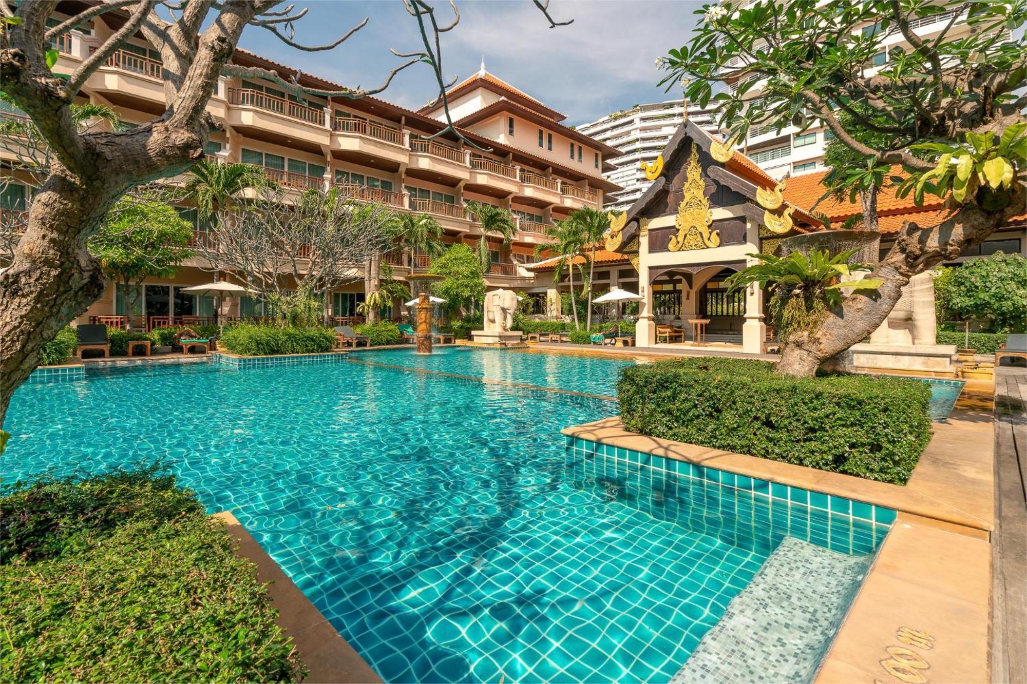Avalon Beach Resort Pattaya Exteriör bild
